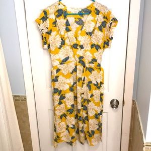 Floral Dress. Size Large